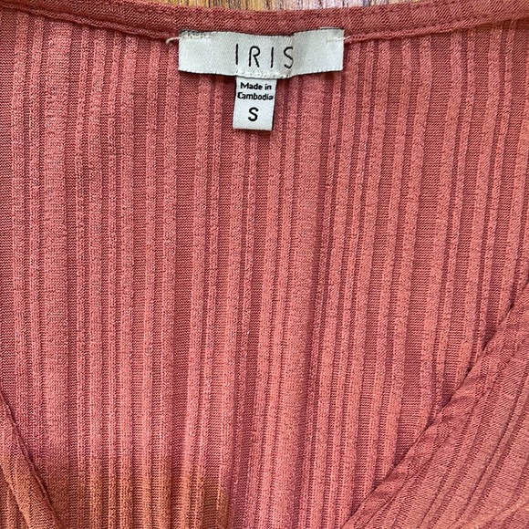 Summer Pink Crop Top Size Small - Picture 4 of 4